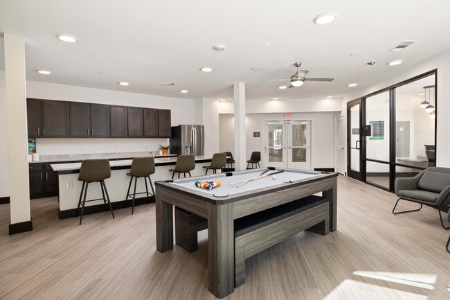 Photo - Henderson on Reinli