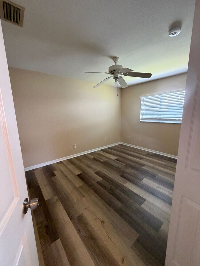 Photo - 3 Bedroom 2 bathroom 2 car garage home for rent in Cape Coral FL!
