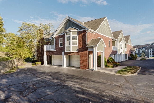 Photo - Wonderful 2 bedroom 2 bath Condo End Unit ...