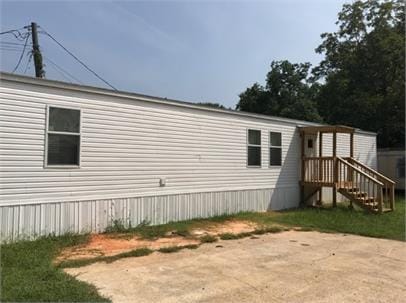 Photo - 111 W Rowan St