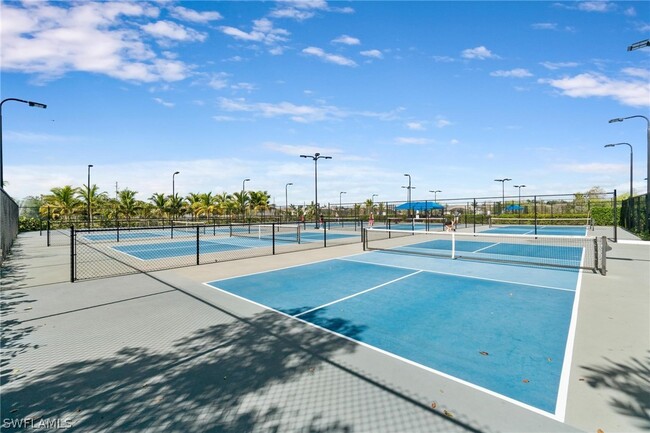 Building Photo - 16765 Siesta Drum Wy