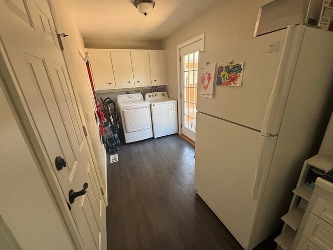 Photo - 1007 Sanders Dr