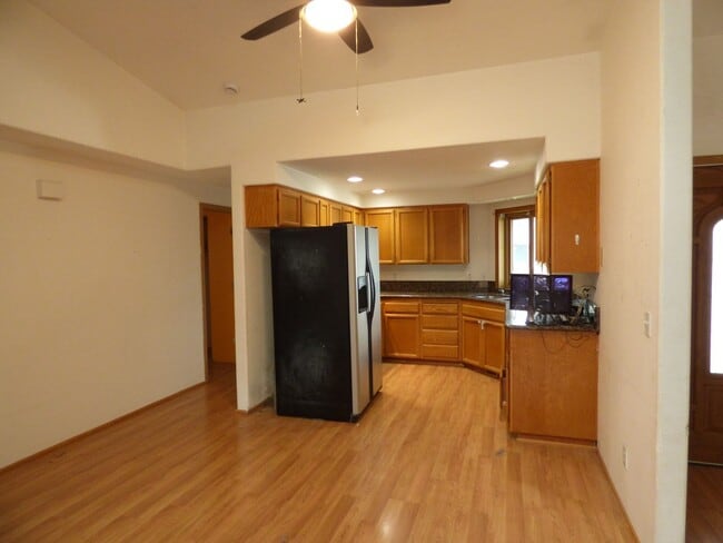 Photo - 3 bed Single level home in a Cul-De-Sac