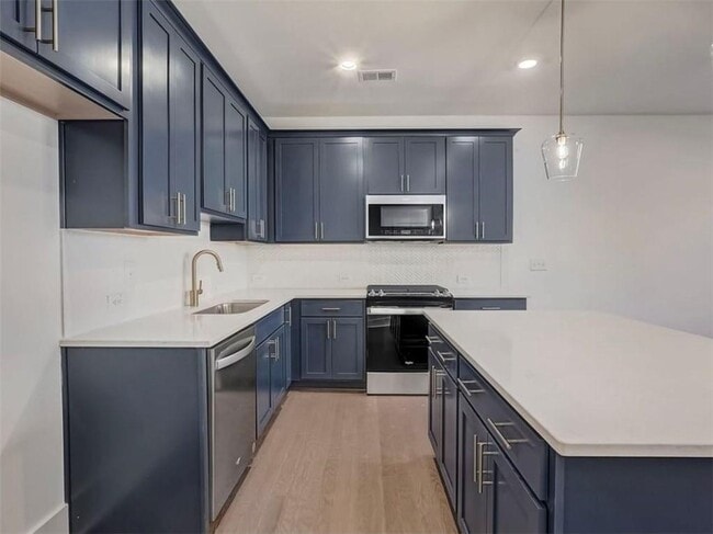 Photo - 1632 Gunnin Trce NW