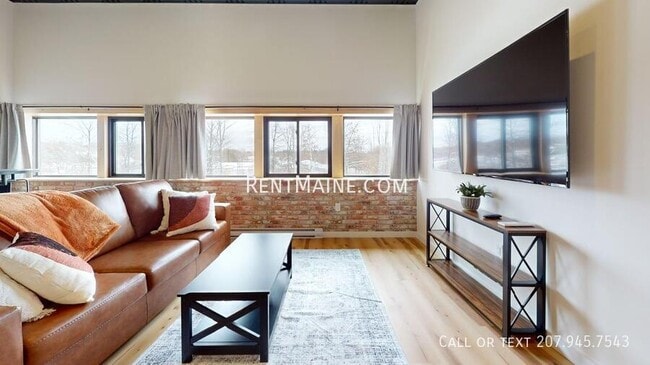 113 N Lancey St Unit 205