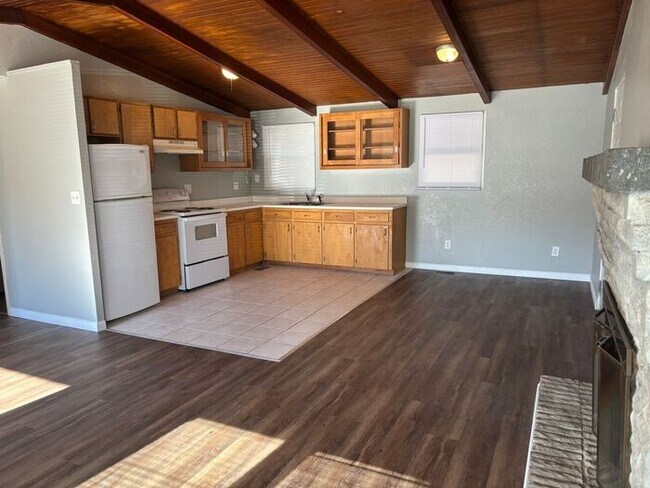 Photo - 4010 Legion Rd