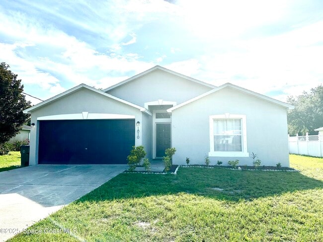 Photo - 1010 Lundy Dr House