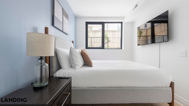 1128 10th St NW Unit 102