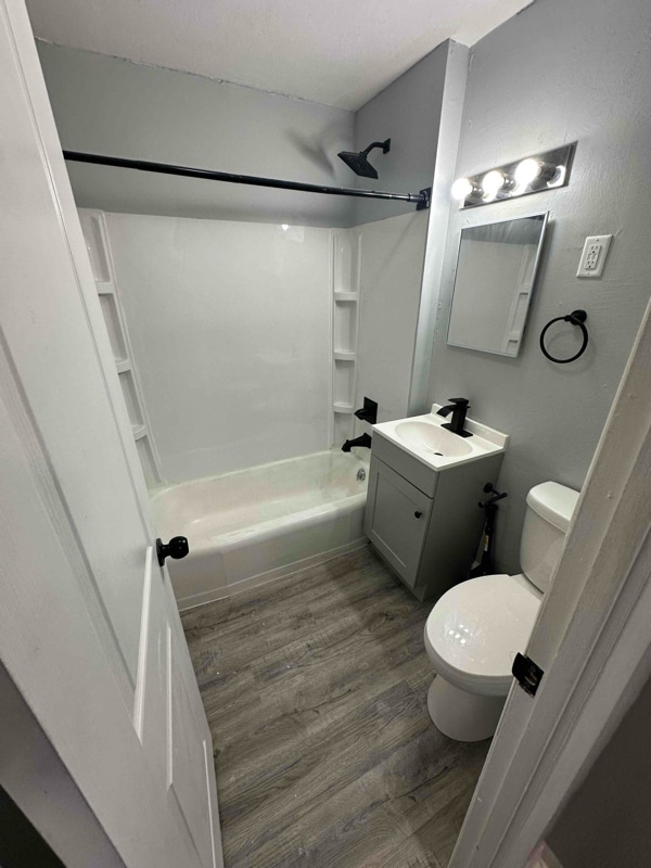 2406 Waynewood Dr Unit Duplicate of 8
