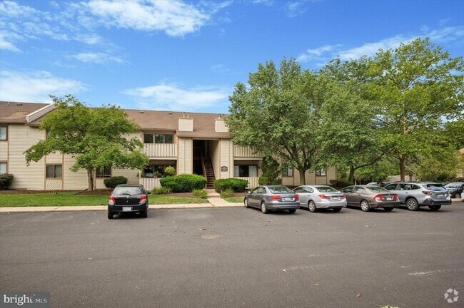 Building Photo - 206 Hickory Ct Rental