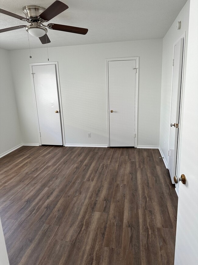 Photo - 6205 Oram St Unit H