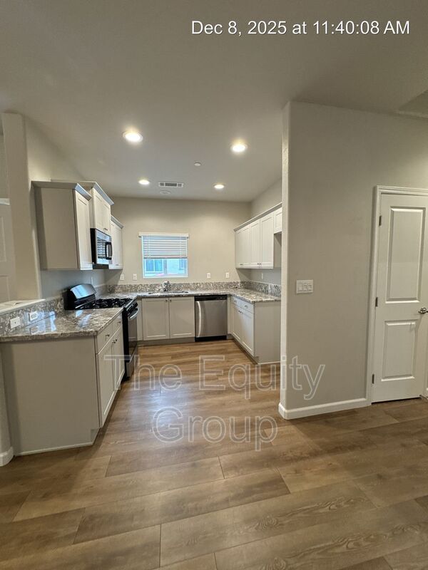 Photo - 514 S Summit St Unidad 101