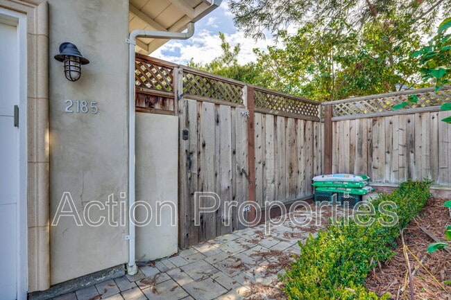 Photo - 2185 Chuleta Ct