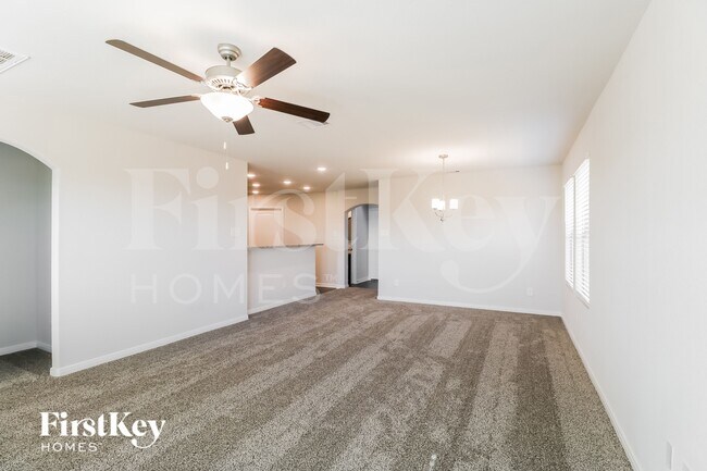 25582 Roy Rogers Rd