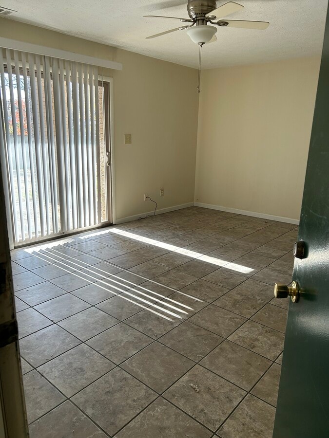 Photo - 3129 Burlew Blvd