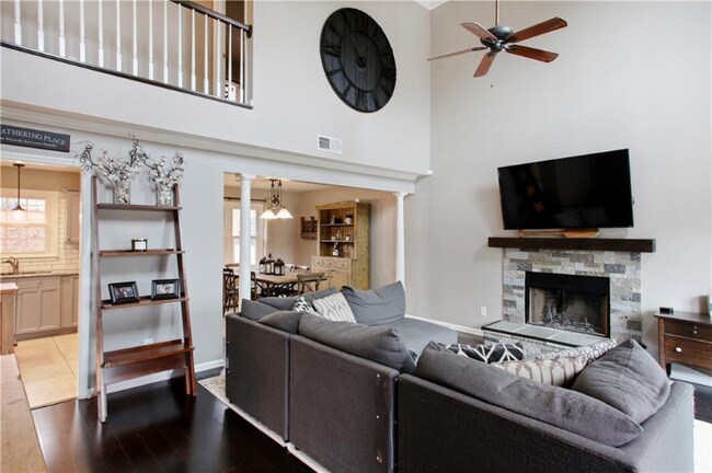 Photo - 1825 Hickory Creek Ct NW