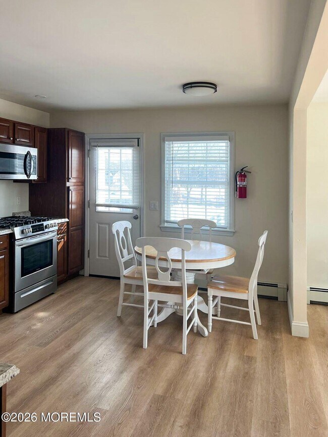 Photo - 307 Herbertsville Rd