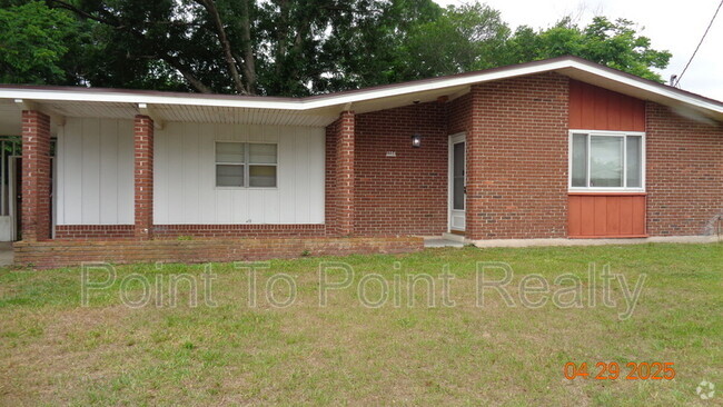 Building Photo - 1204 Crown Dr Rental