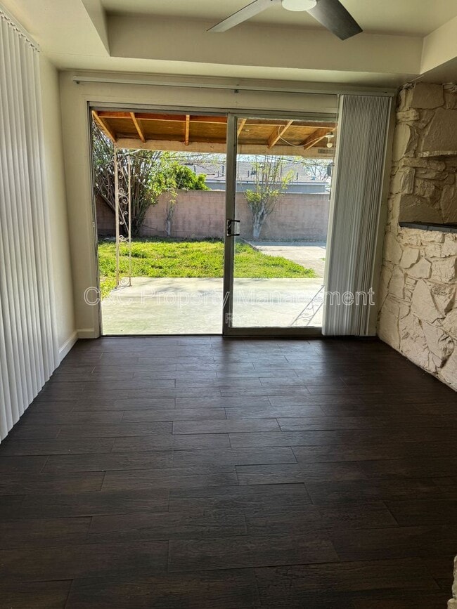 Photo - 14012 Sylvanwood Ave