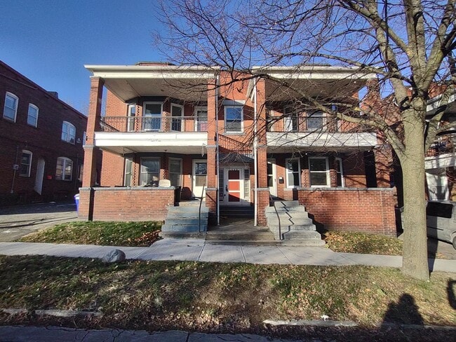 Building Photo - 1390-1390 W 91st St Unit 1388 Up Left