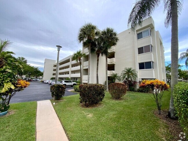 Building Photo - 3178 Via Poinciana Unit 402 Rental