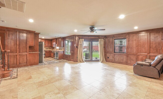 Photo - 10126 Rosbrook Dr