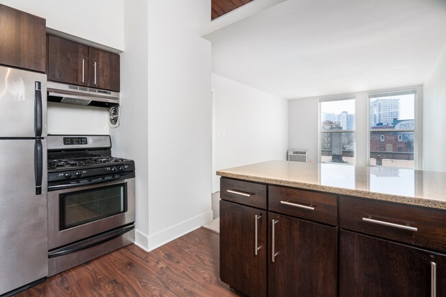 Photo - London House