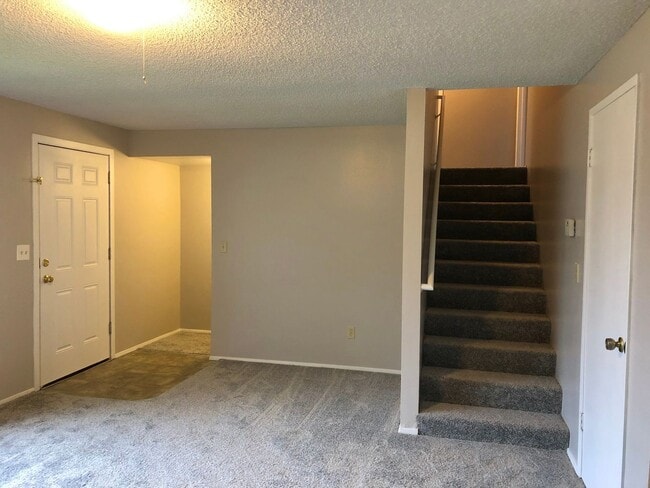 Photo - 1500 Coffey Ln Unit A