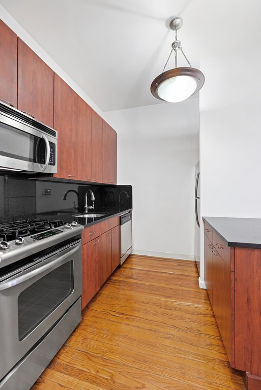 Building Photo - 121 Madison Ave Unit 2L Rental