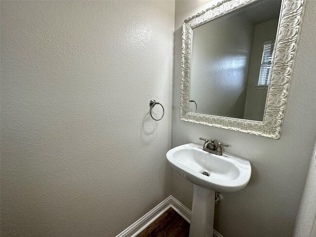 Photo - 16130 Limestone Lake Dr