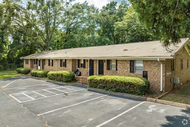 North Pointe Apartments