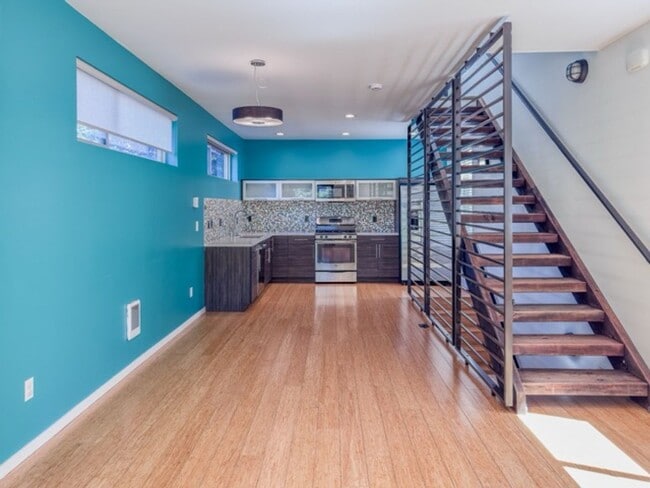 Photo - 4146 25th Ave SW