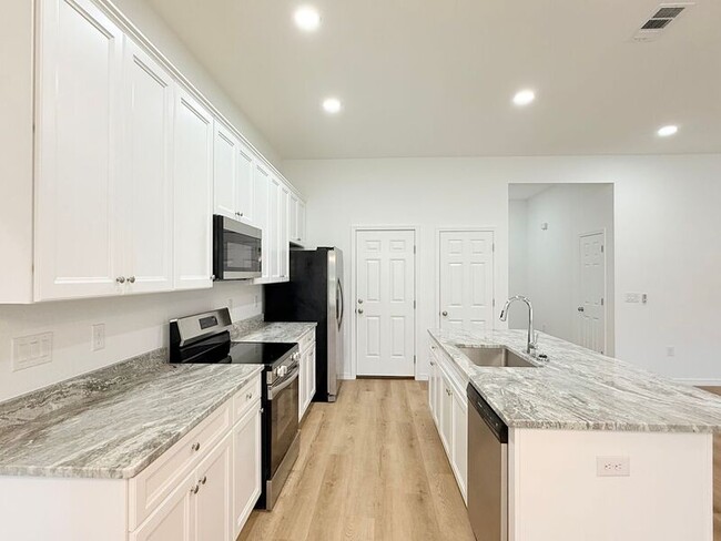 Photo - 3359 Country Ln