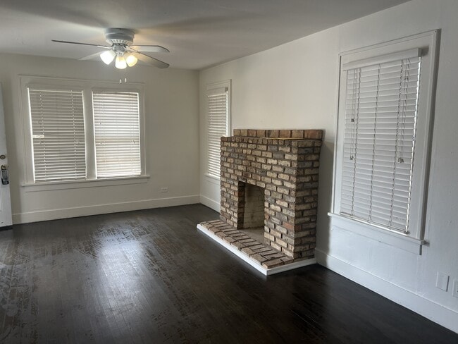 Photo - 2504 22nd St