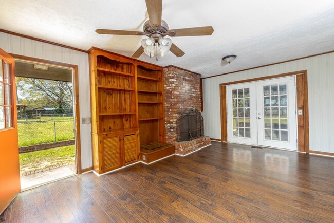 Photo - Move in Ready!!3 Bedroom 2 Bath Home in Le...