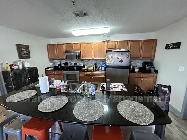 Photo - 1611 Muscovy Wy