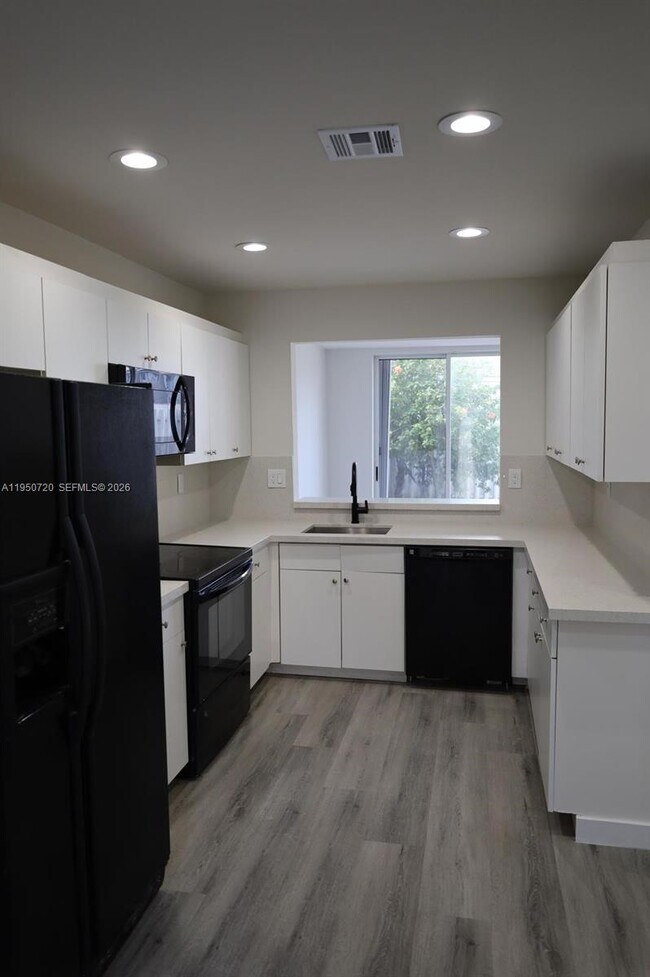 Photo - 5240 NW 102nd Ct