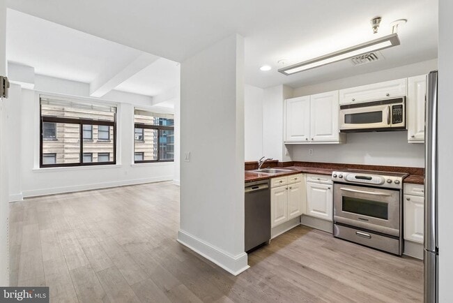 Photo - 1500 Chestnut St Unit 8G