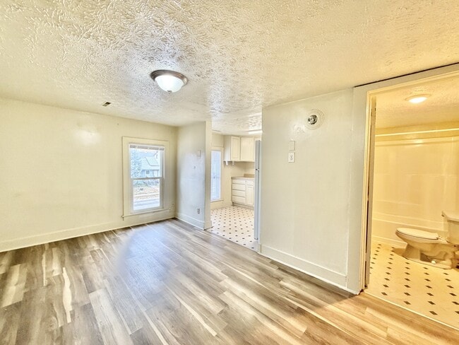 Photo - 809 Rockport Rd