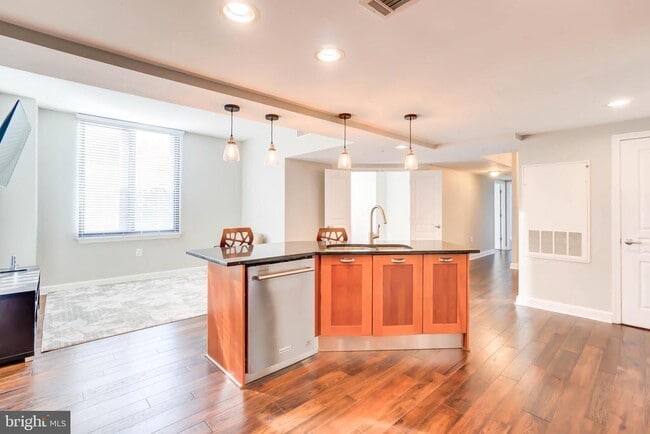 Photo - 2451 Midtown Ave Unit 1327