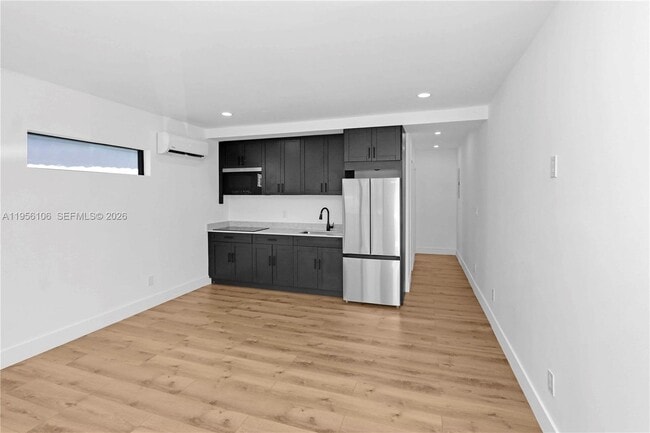 Photo - 419 78th St Unidad 1