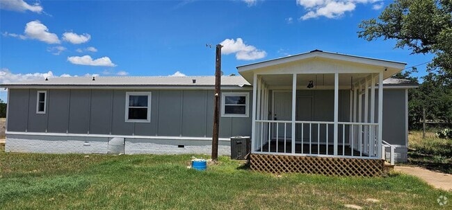 Building Photo - 1002 Glosson Ranch Rd Rental