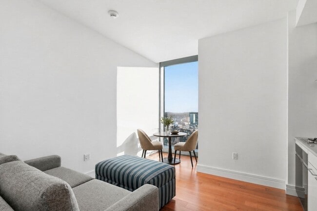 Photo - 1 Dalton St Unit 2412