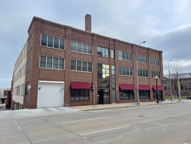 Building Photo - 132 S Dakota Ave Unit 304 Rental