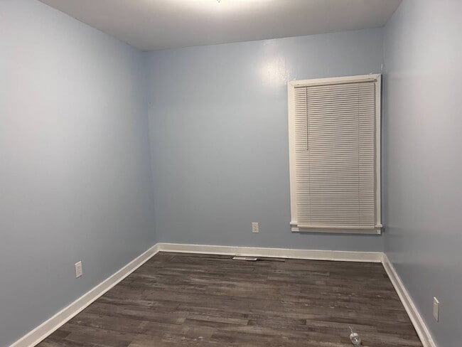 Photo - 112-114 Mark Ave