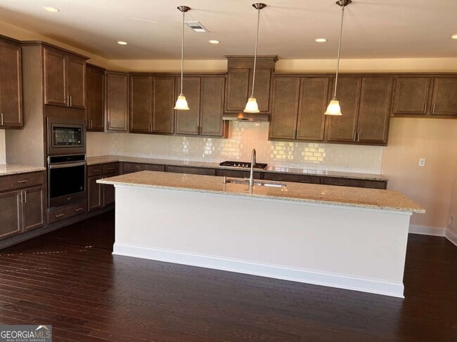 Photo - 3755 Crestland Ln