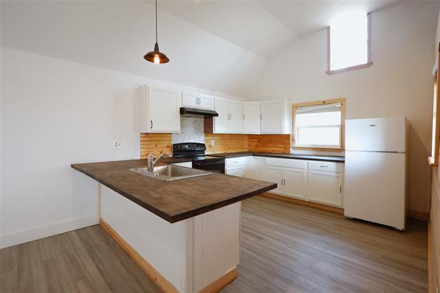 Photo - 452 S 1st St