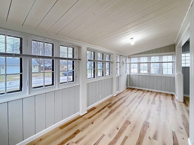 Photo - 38599 Plains Ct