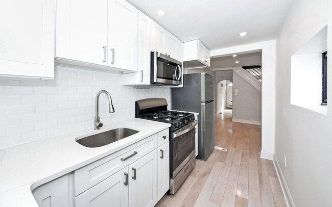 Photo - 2228 Ritter St