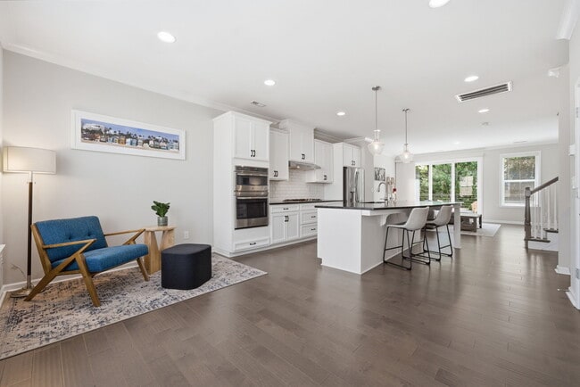 Photo - 507 Upper Stone Cir